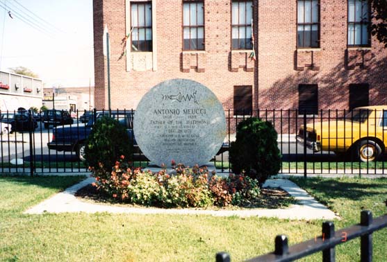 Monument to Meucci in Meucci's Square, Brooklyn